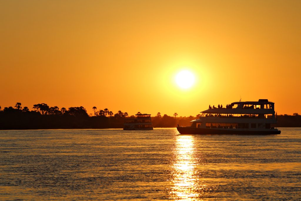 shutterstock_427865758 Luxury sunset river cruise on the Zambezi
