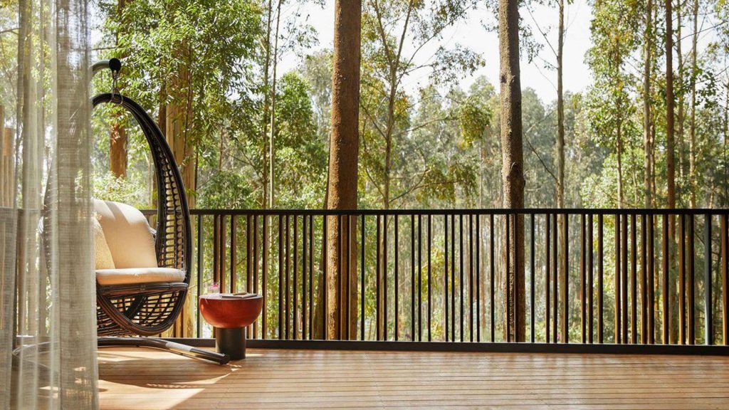 rwanda-one&only-gorillas-nest-gallery-outdoor-deck-2 rwanda-one&only-gorillas-nest-gallery-outdoor-deck-2