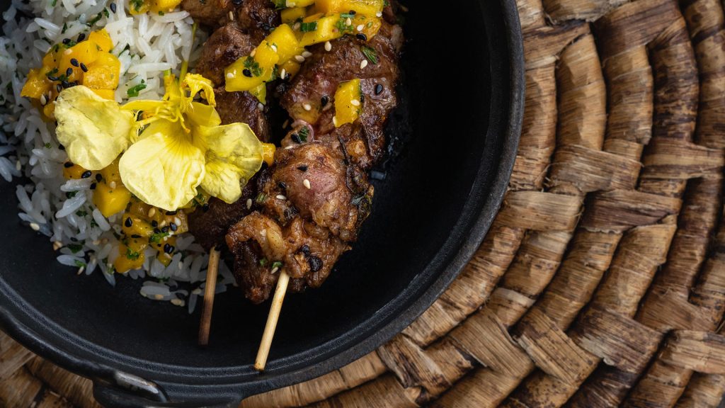 rwanda-singita-kwitonda-lodge-gallery-traditional-rwandan-gourmet-cuisine rwanda-singita-kwitonda-lodge-gallery-traditional-rwandan-gourmet-cuisine